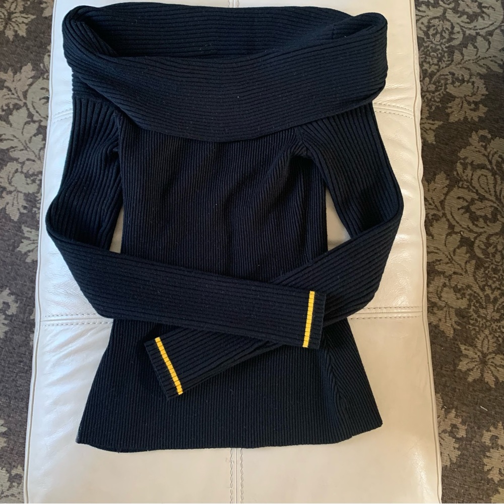 Milly rib mix top in black. size P. NWT.